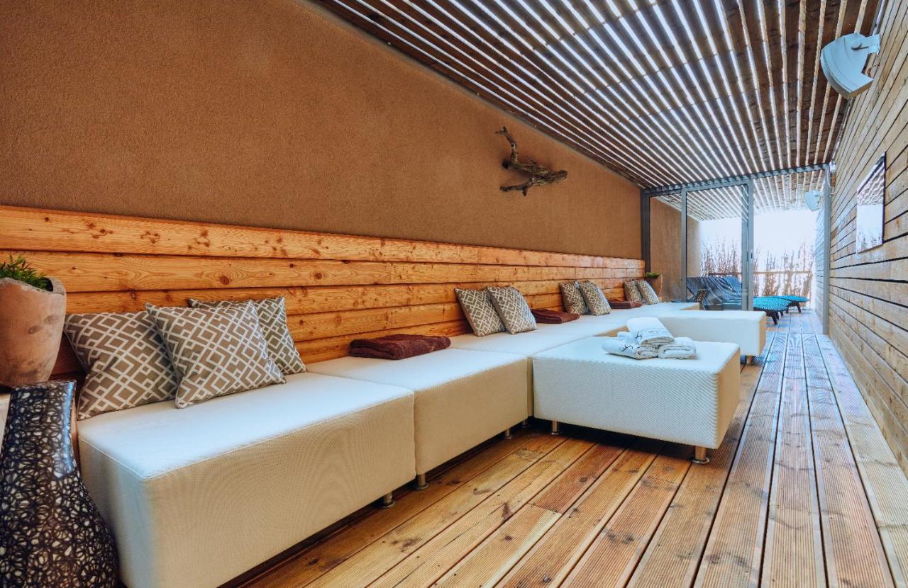 Vita Sana Apartments&Spa Zlín Eksteriør billede